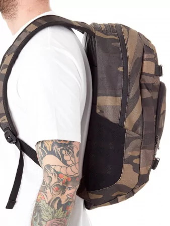 Рюкзак DAKINE EXPLORER BLACK STRIPE 26L SS18
