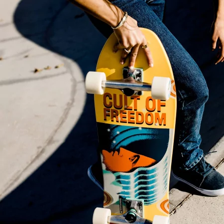 Круизер GLOBE BLASTER Cult of Freedom/Wavehead SS21