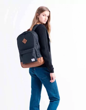 Рюкзак HERSCHEL HERITAGE Black/Saddle Brown 21.5L SS20