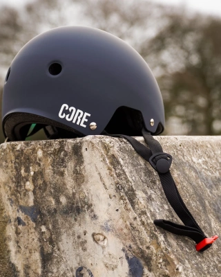 Шлем CORE ACTION SPORTS Helmet BLACK
